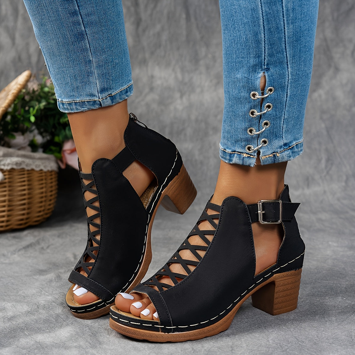 Women's Lattice Heel Adjustable Sandals