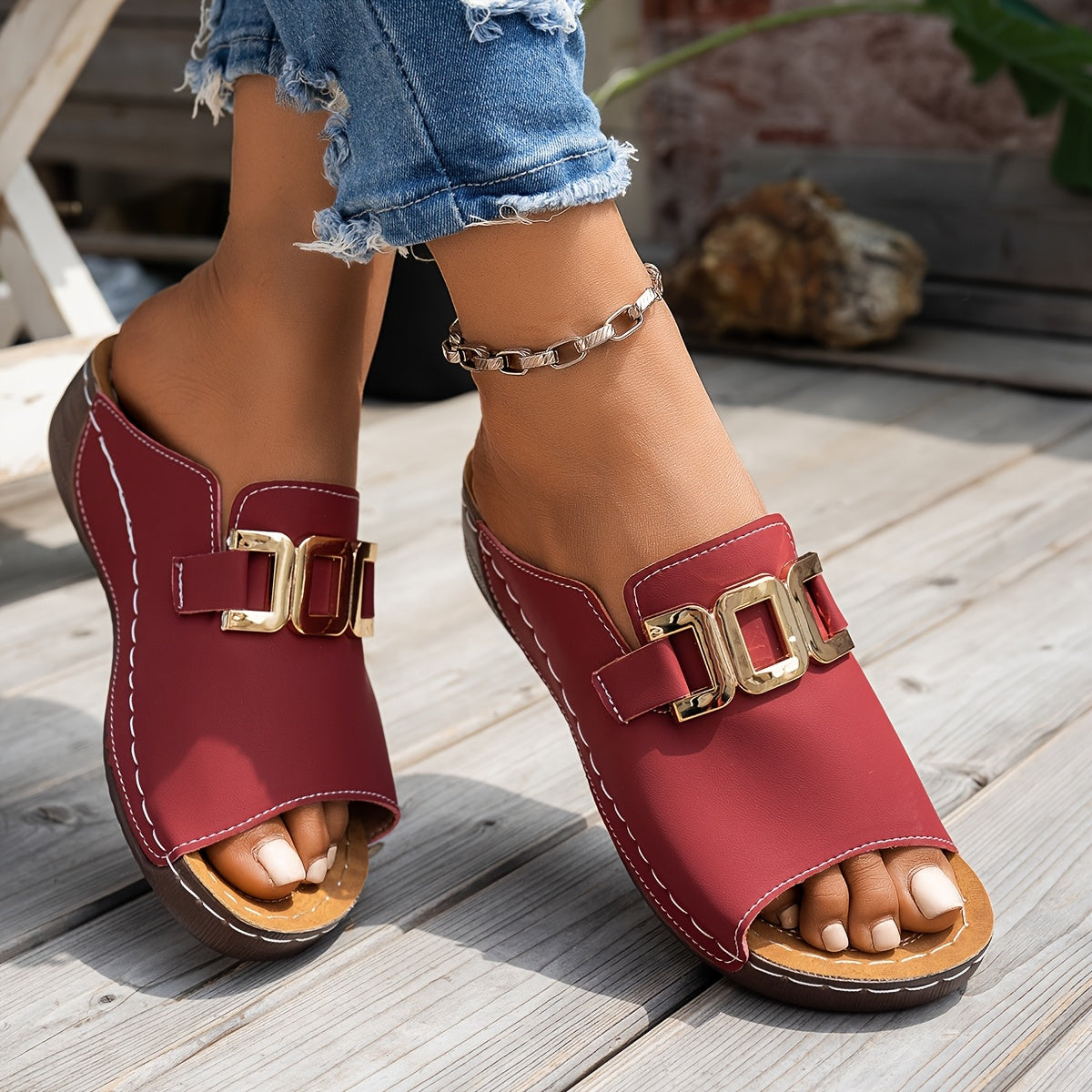 Women's Cushioned Strap Sandals