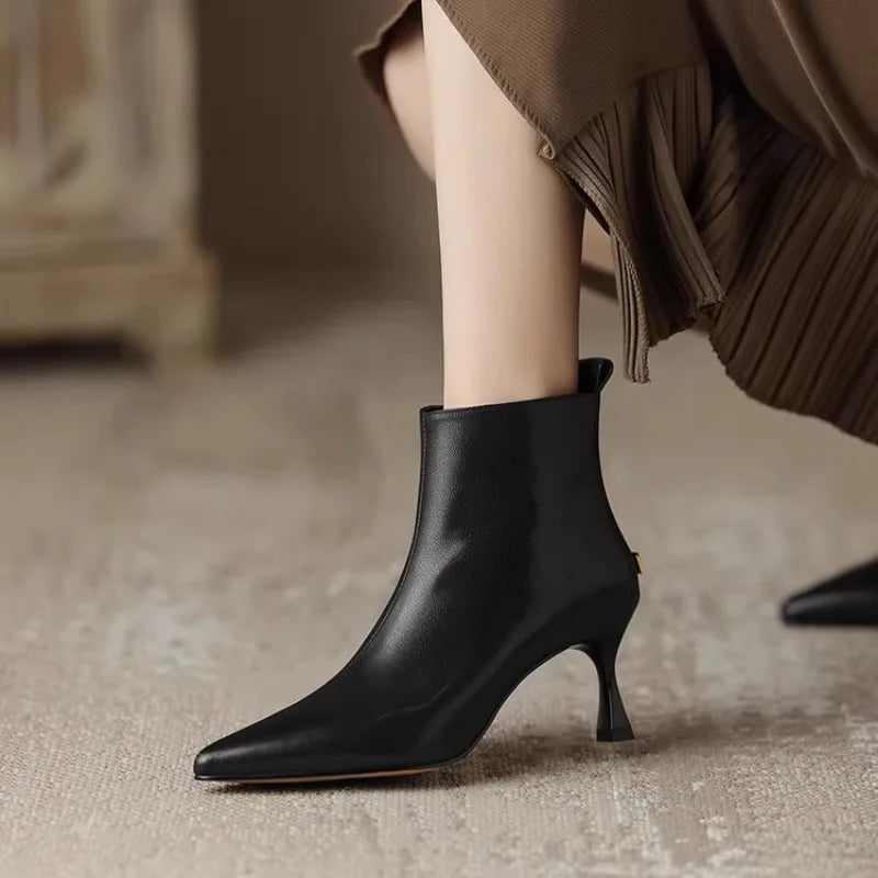 Women's Kitten Heel Boots
