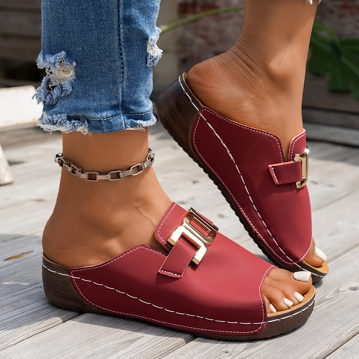 Women's Cushioned Strap Sandals