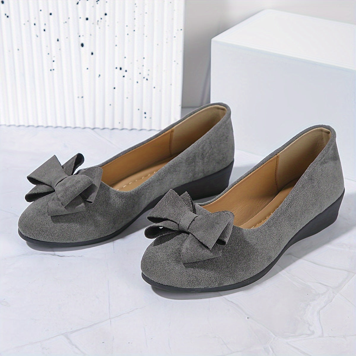 Camila | Women's Bow Detail Round Toe Ballet Flats Slip-On