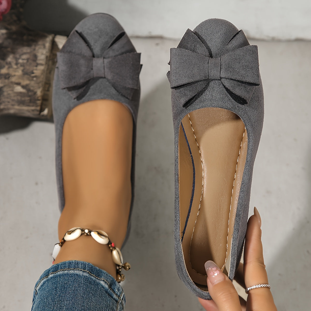 Camila | Women's Bow Detail Round Toe Ballet Flats Slip-On