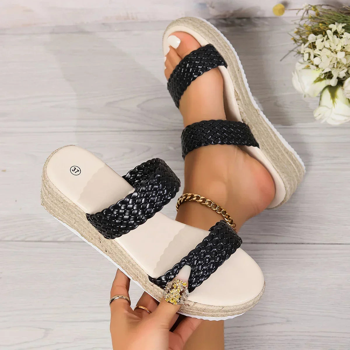 Women's Woven Platform Flat Sandals
